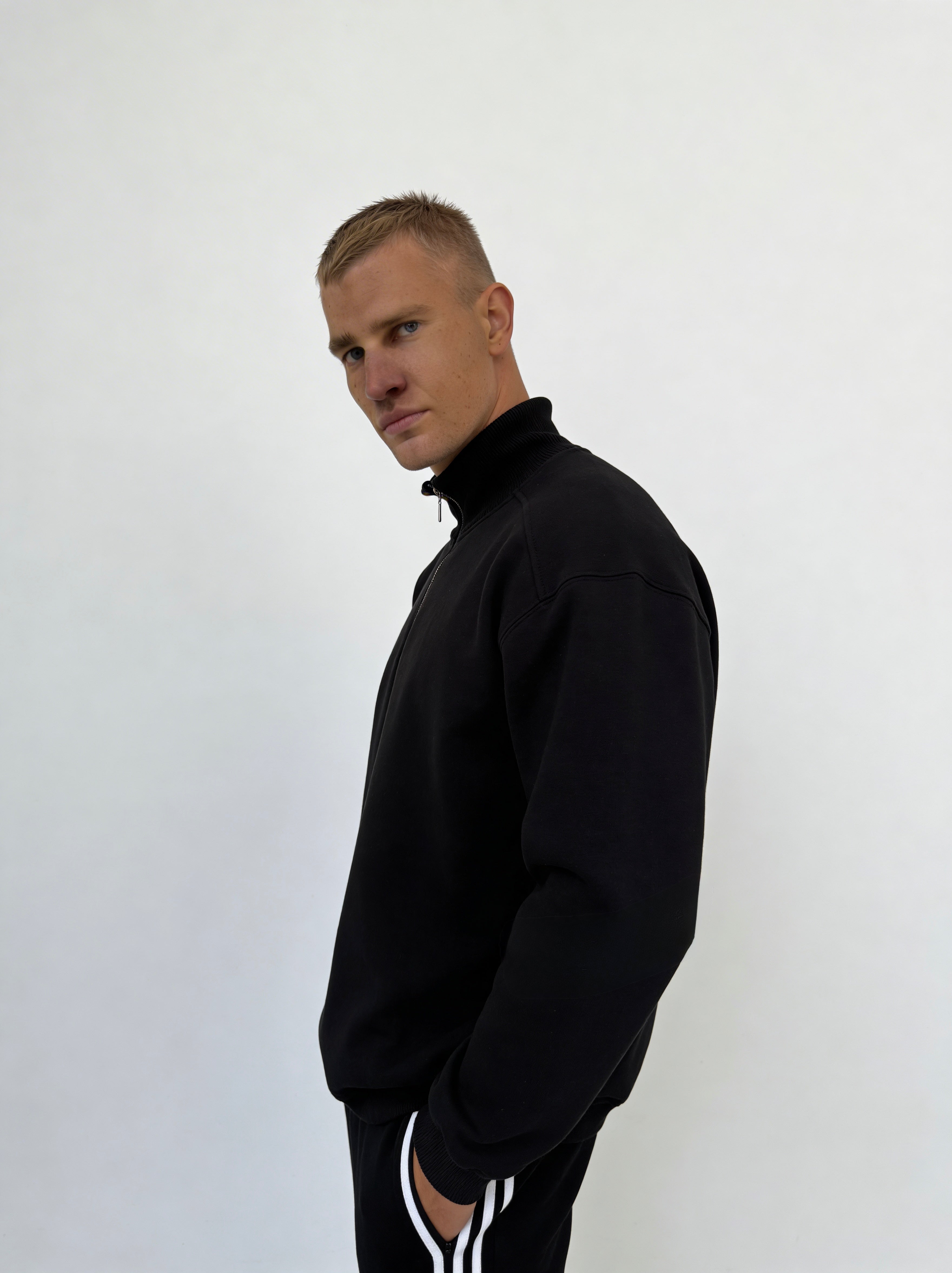 Motion Quarter Zip Sweat MB1125
