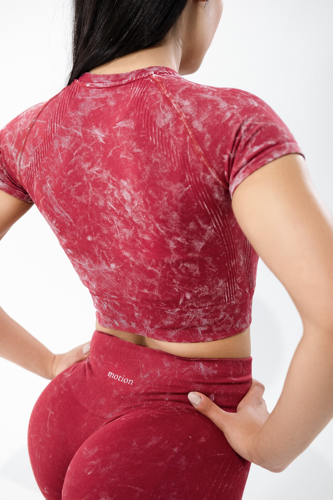 Yıkama Detaylı Spor Crop